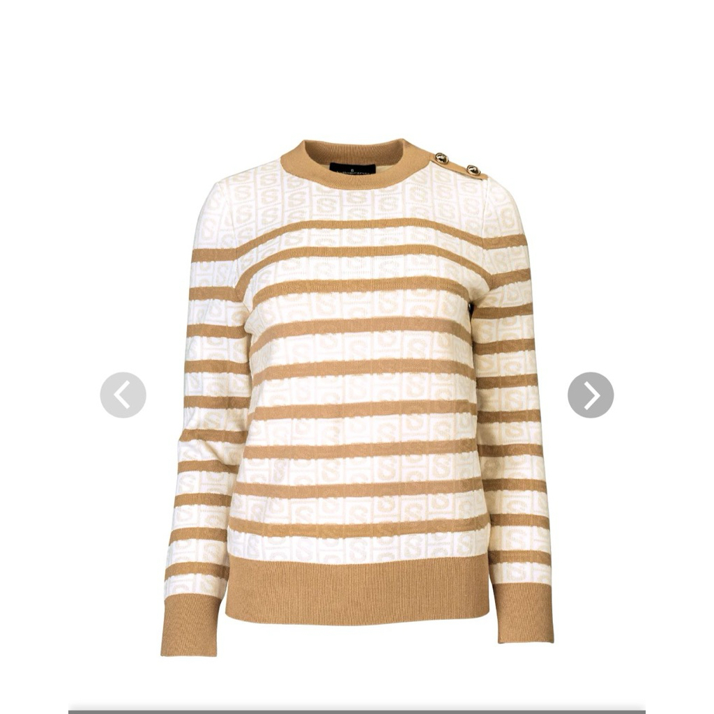 Signature comfy sweater Buttonscarves