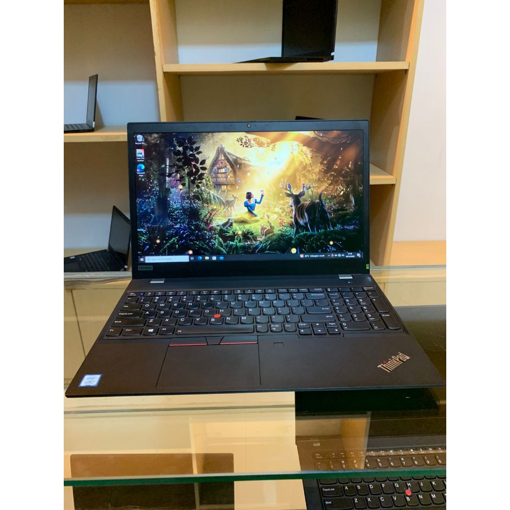 LENOVO T590 Core i7 Gen 8