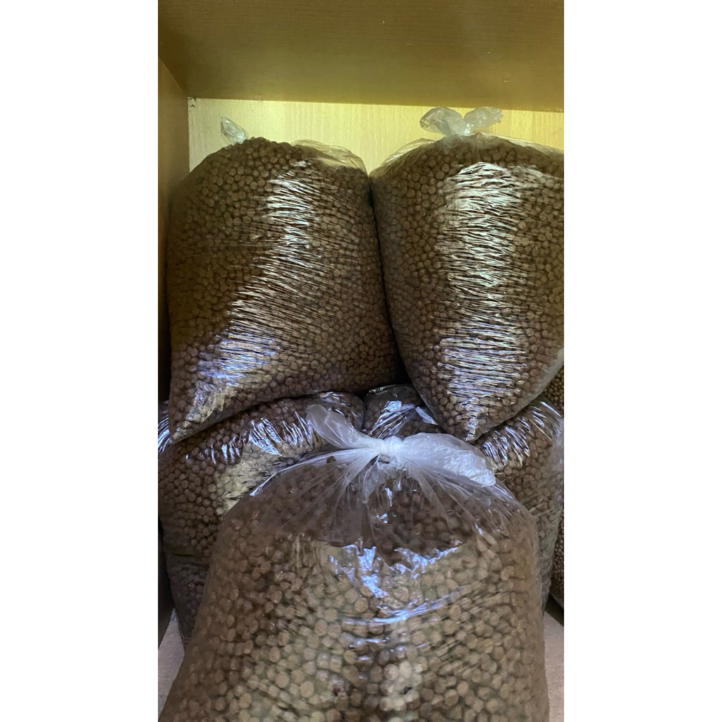 Pelet pakan ikan (1kg)