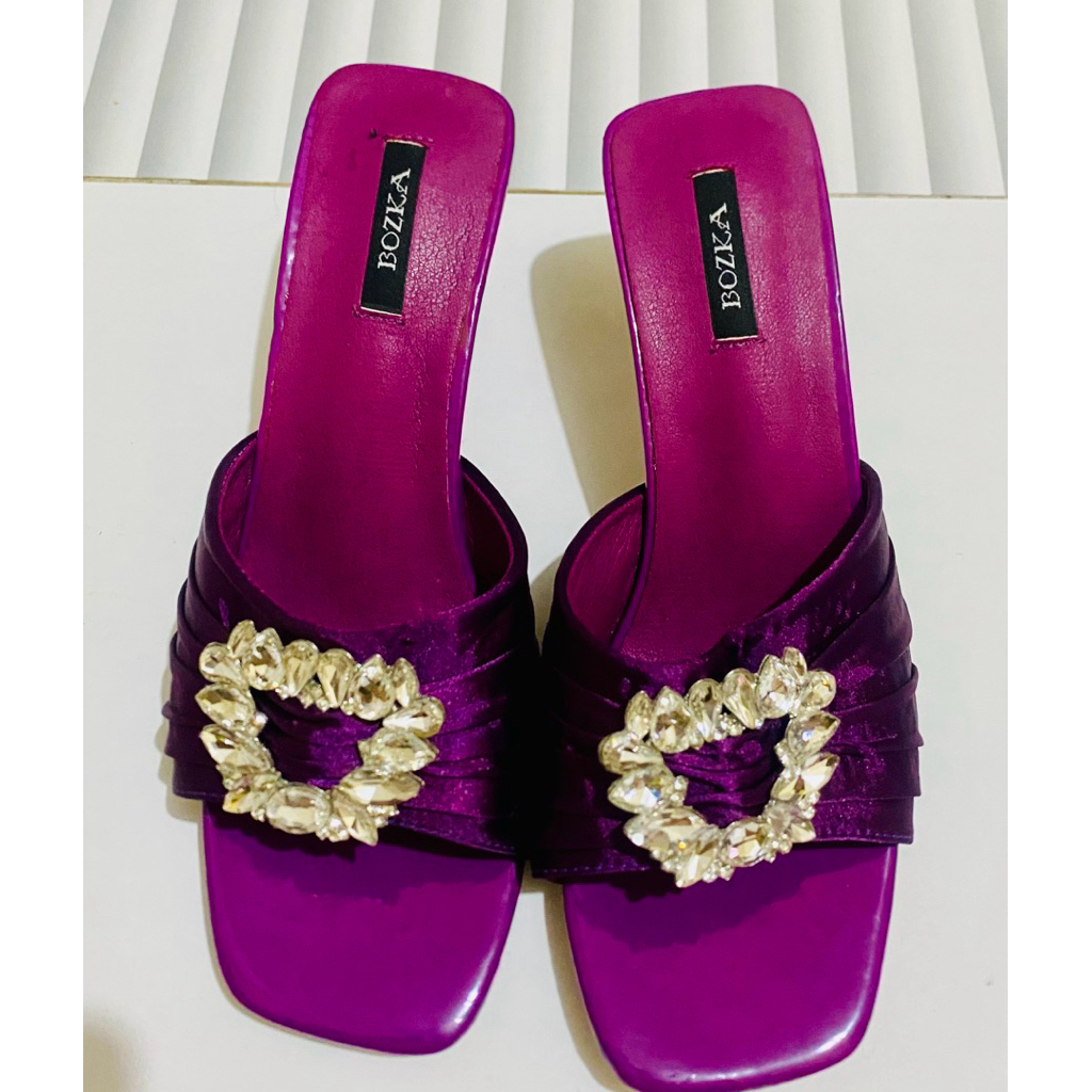 Sandal pesta Bozka ori riject