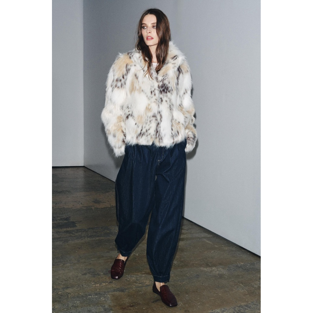 White Winter Furry Jacket Wanita - Jacket winter
