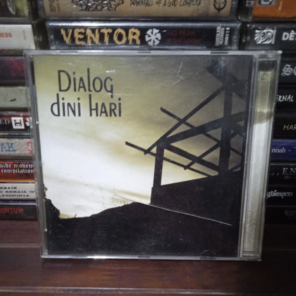 CD Dialog Dini Hari - Beranda Taman Hati