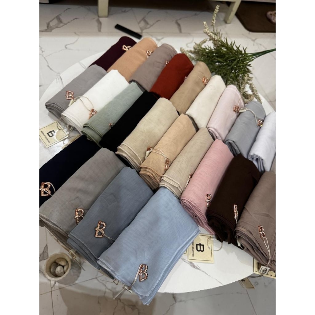 JAPAN PARIS ORI BUCKLE SCARVES