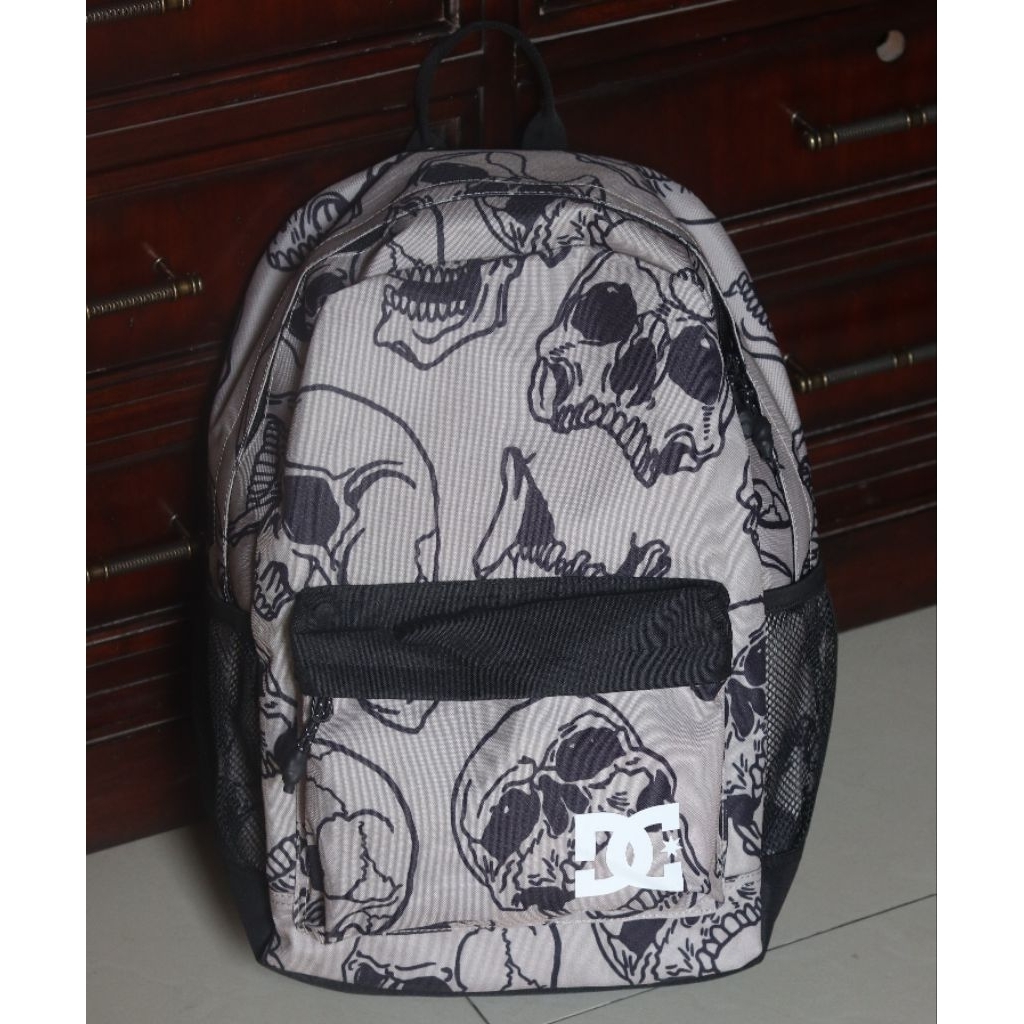 Tas DC Shoes Backsider Seasonal 4 Backpack Crockery / Tas DC Shoes Hitam / Ransel Pria Branded Hitam