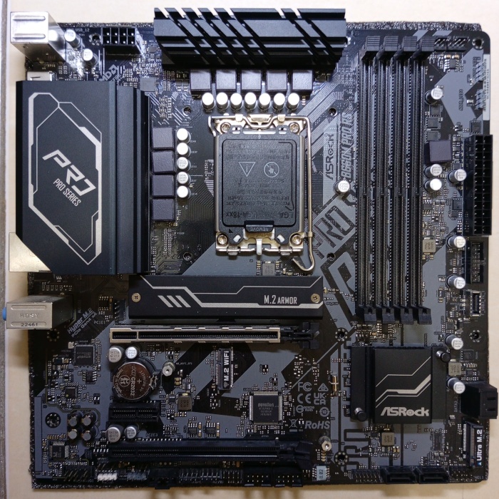 Asrock B660M PRO RS (Intel LGA1700)