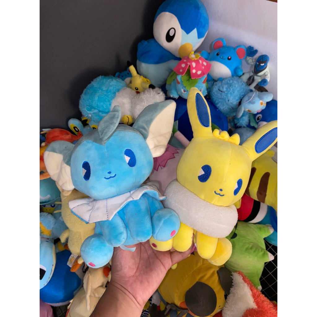 Boneka pokemon evolusi Evee soda mata pecah