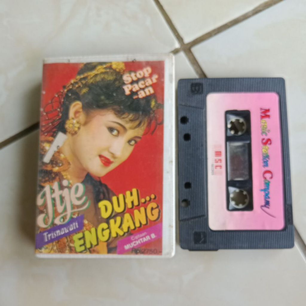 KASET PITA ITJE TRISNAWATI