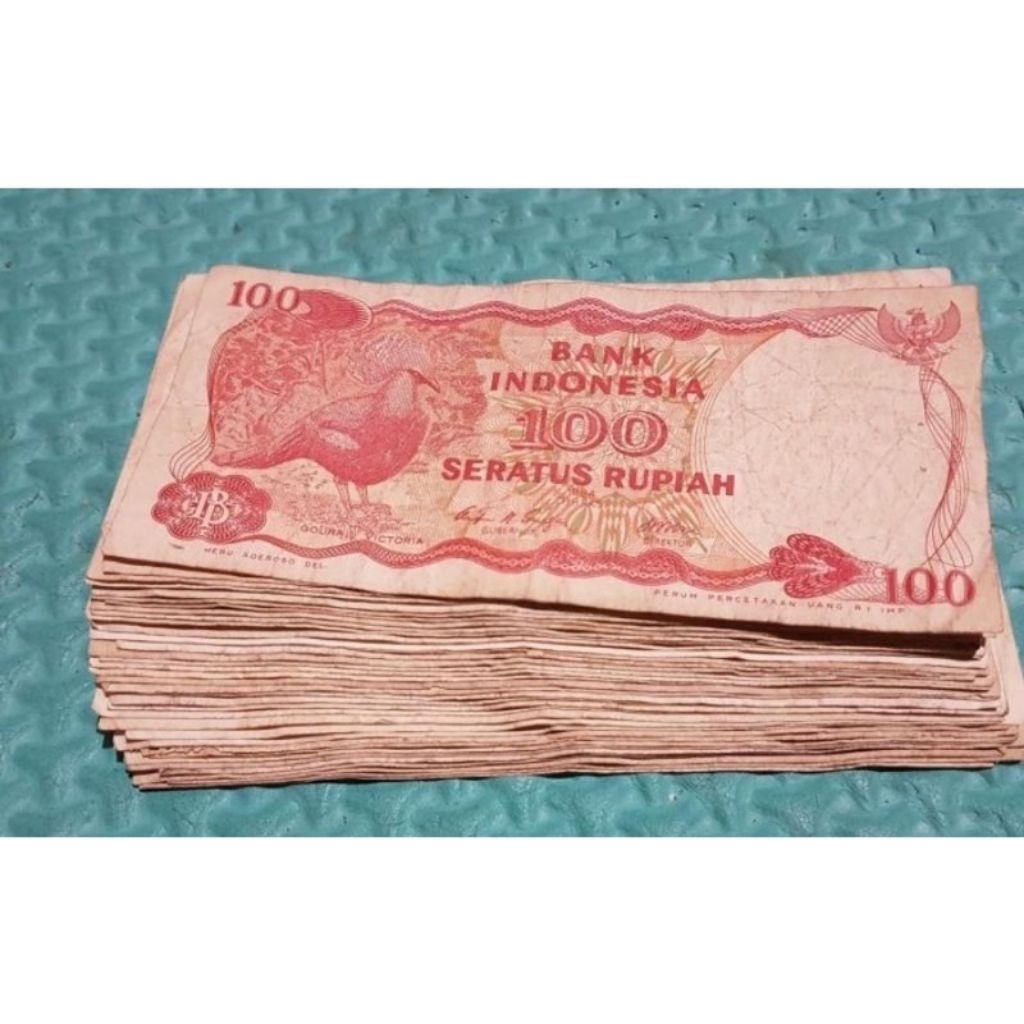 UANG KUNO 100 RUPIAH TH 1984