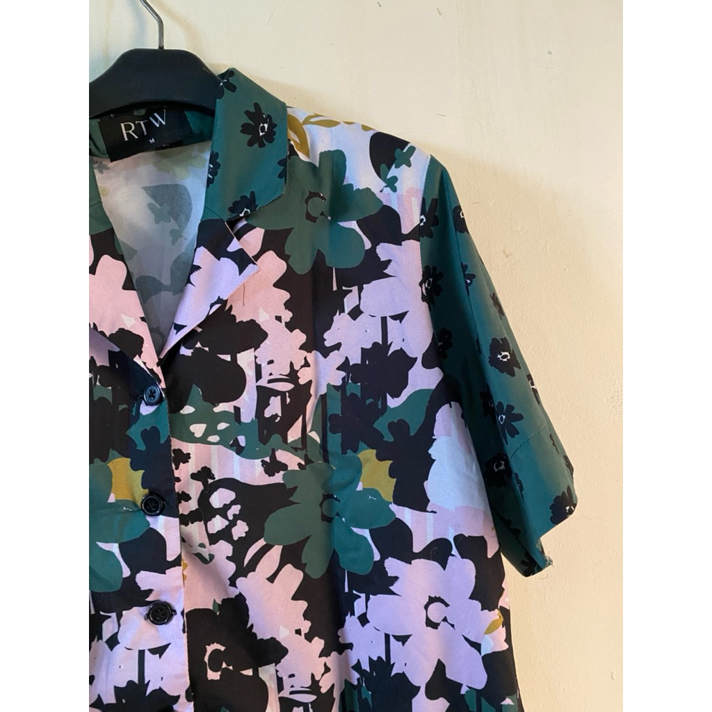RTW studio & Kloud studio shirt kemeja preloved bekas