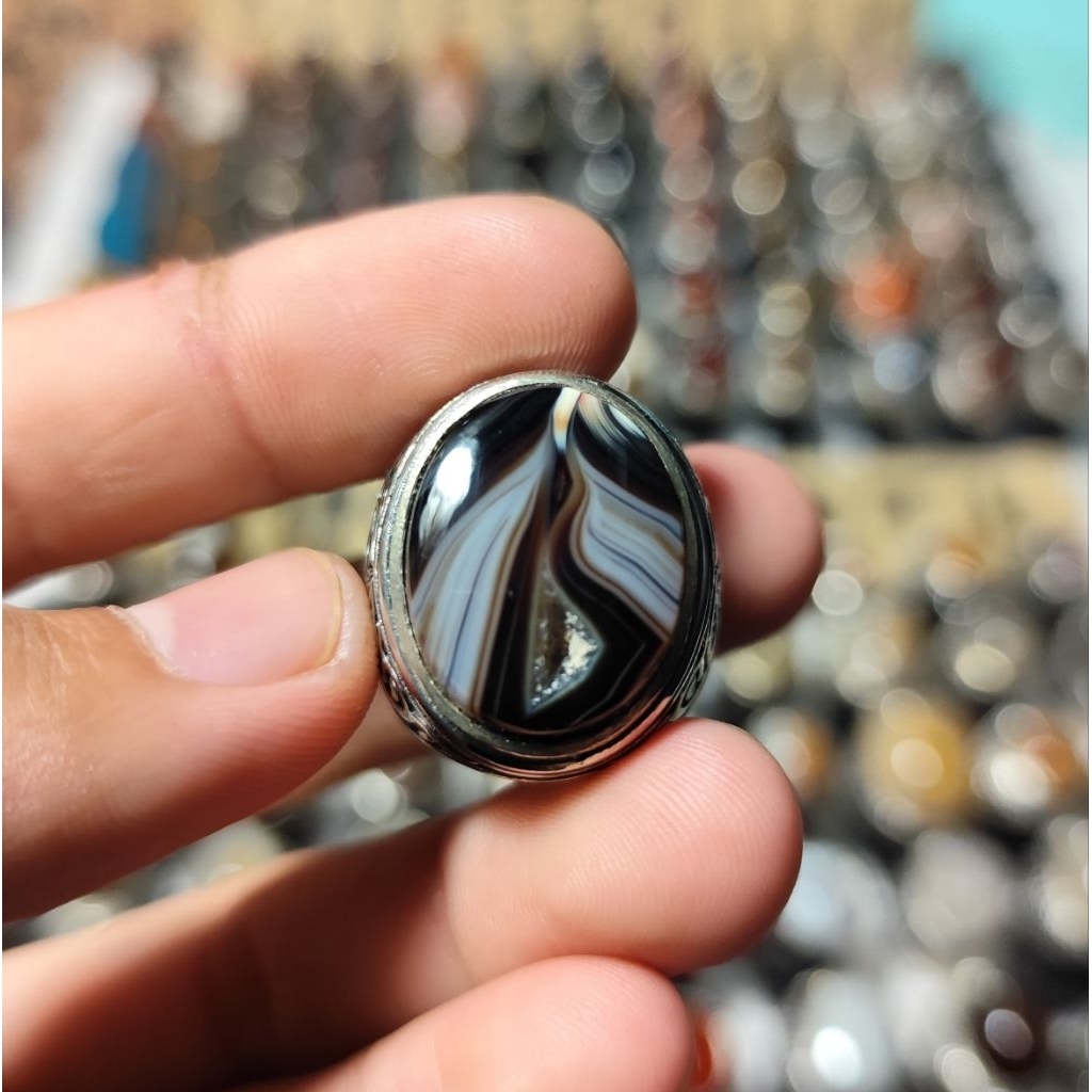 Batu akik sulaiman sakral motif antik