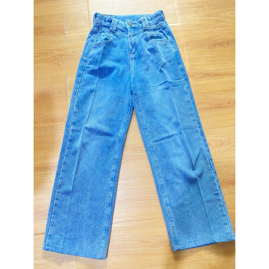 loose pants | preloved