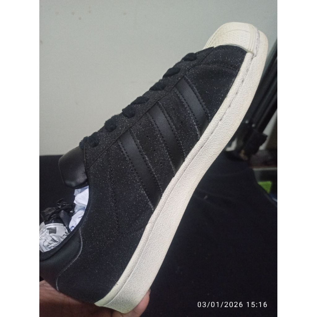 sneaker, sepatu adidas superstar hitam outsole putih size 40.5 insole 25.5 cm preloved/seken/second/