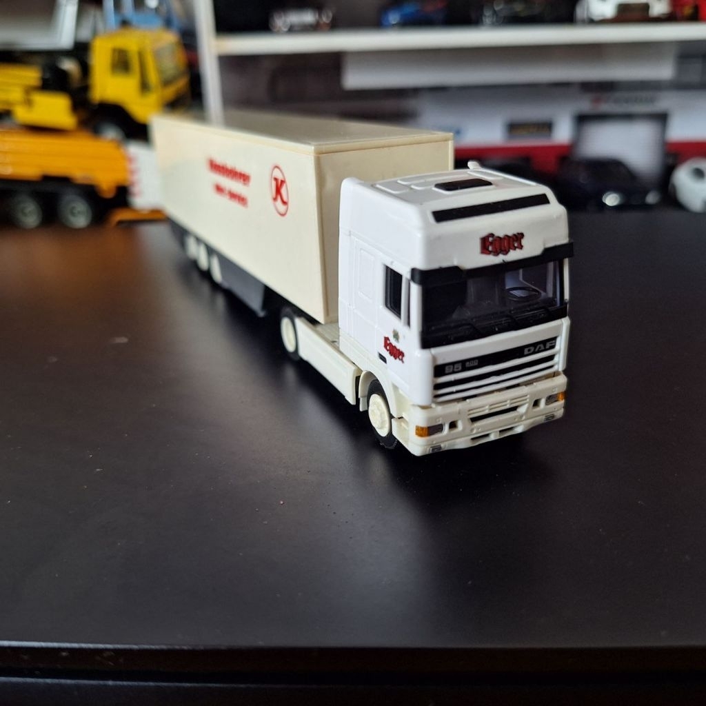 Diecast Miniscale AWM DAF Truck Kassbohrer Miet Service 1/87 Super Rare