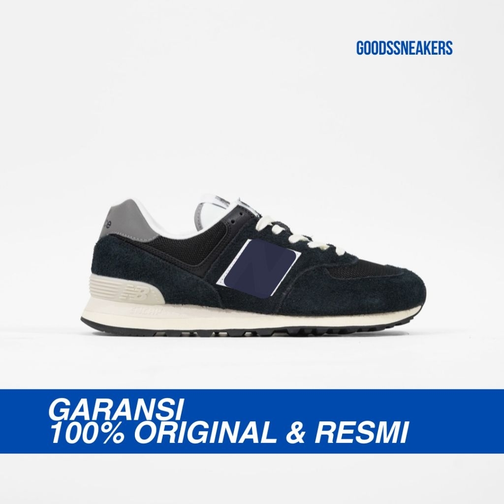 Sepatu Sneakers 574 Classic Deep Black Suede - U574HSK