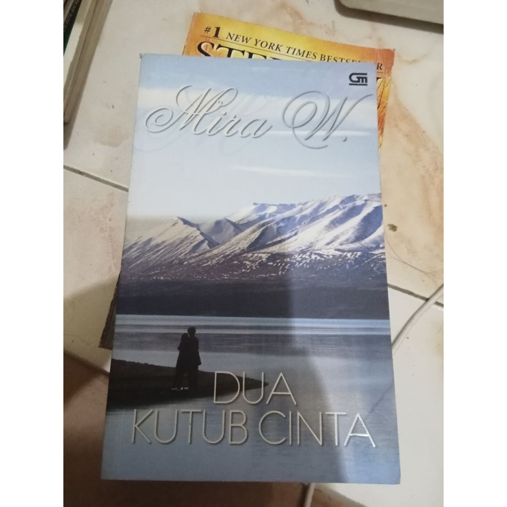 DUA KUTUB CINTA Mira W