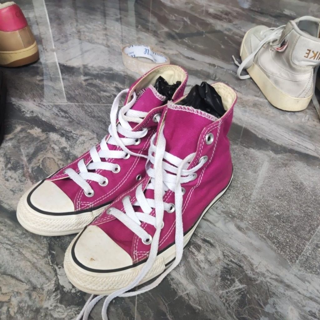 sepatu Converse bekas zise 36 insole 23