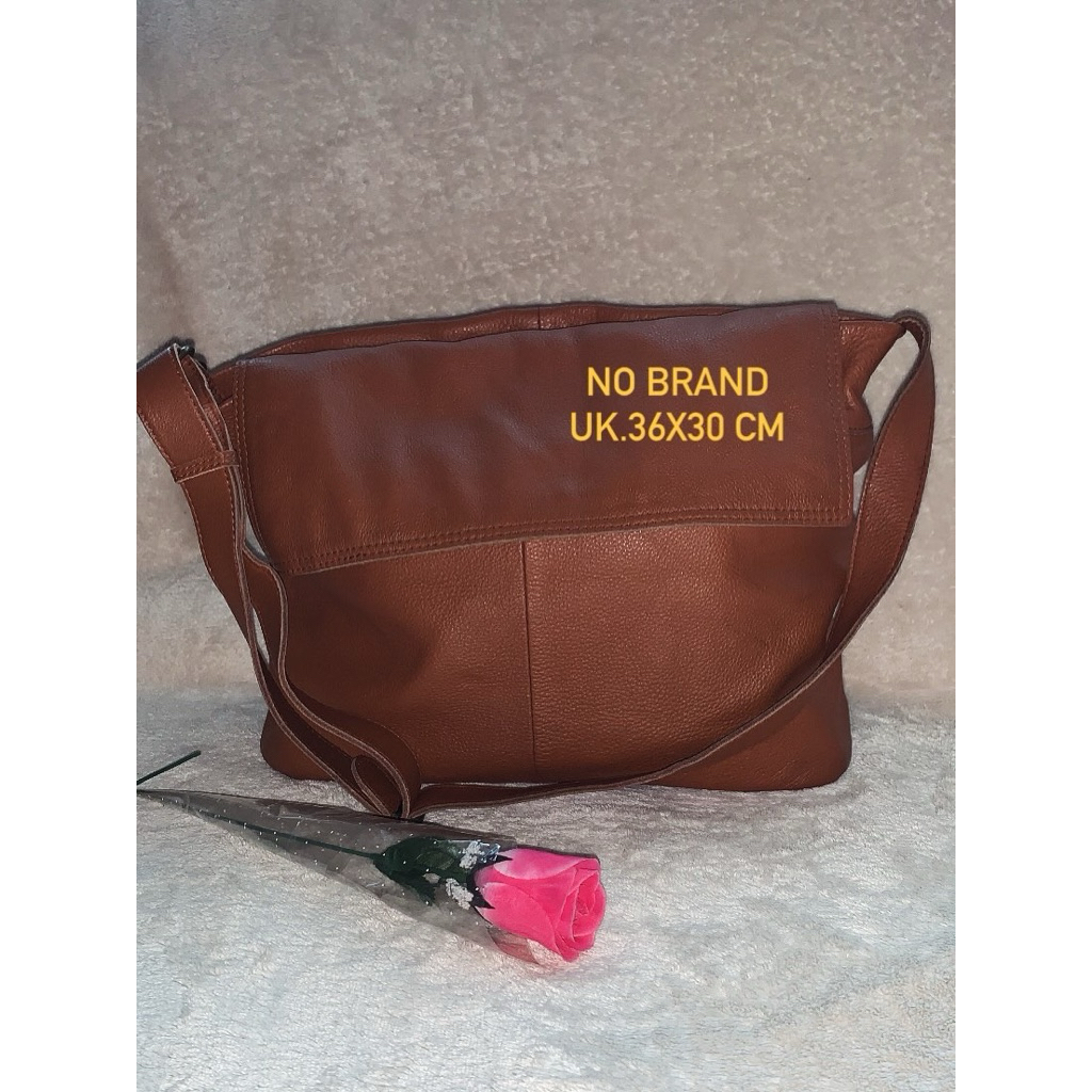 No Brand Preloved Tas Sling kulit