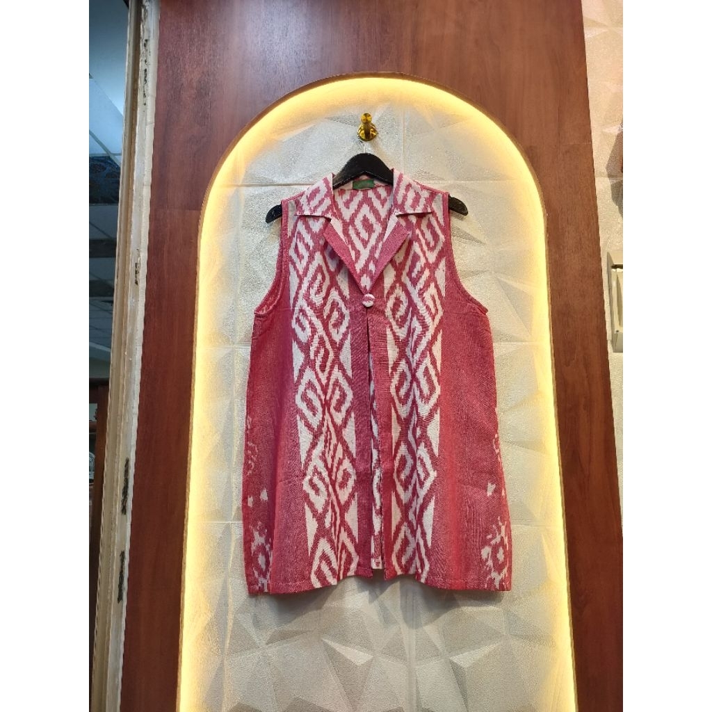 Outer Tenun Etnik Motif Lombok