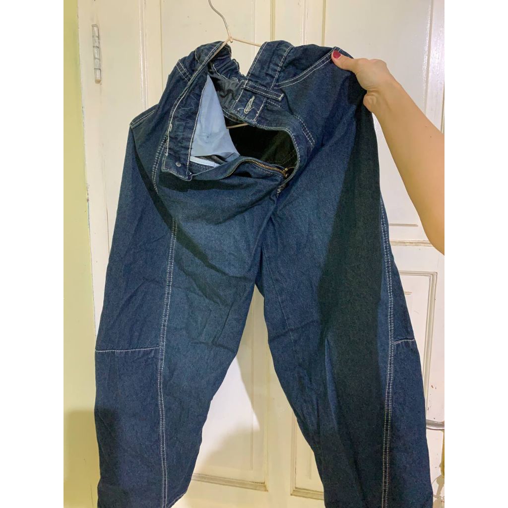 PRELOVED BARREL JEANS