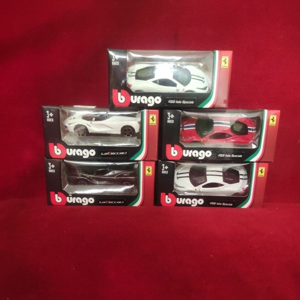 Diecast mobil Ferrari LaFerrari hitam, LaFerrari putih, 458 Italia speciale putih dan 458 Italia spe