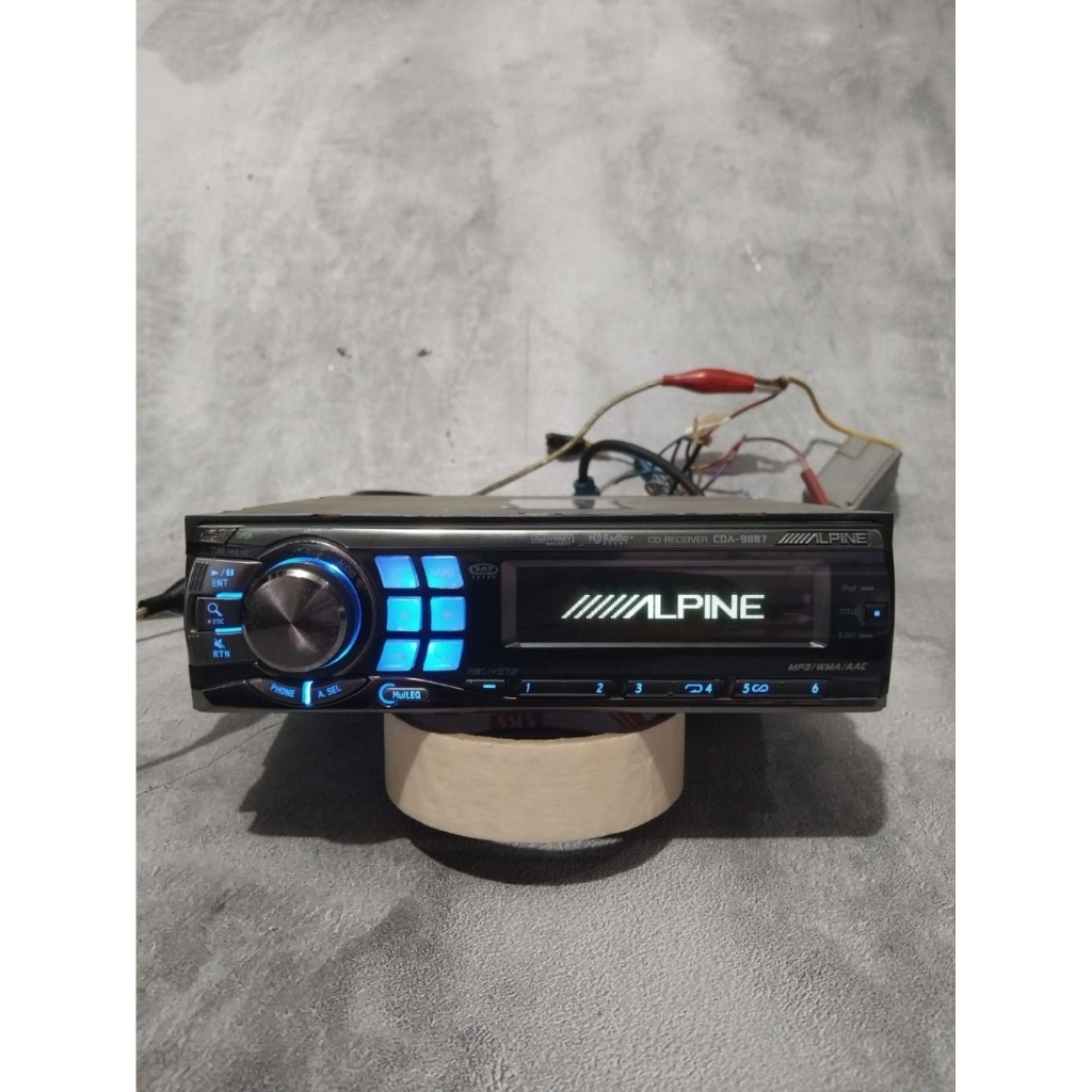 HEAD UNIT ALPINE CDA 9887