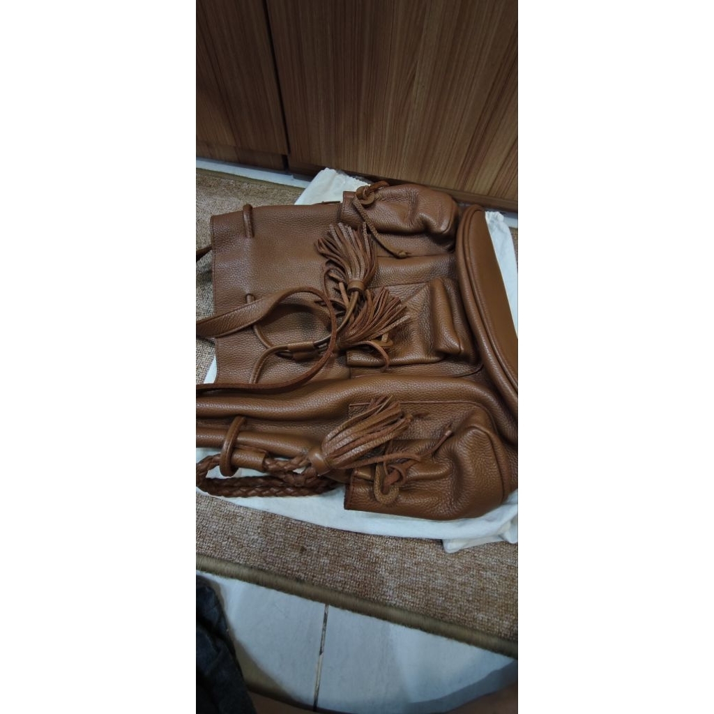 Rp. 450.000 ( yang nawar dibawah ini saya cuekin ya) preloved kaynn lindi drawstring bag dapet kado