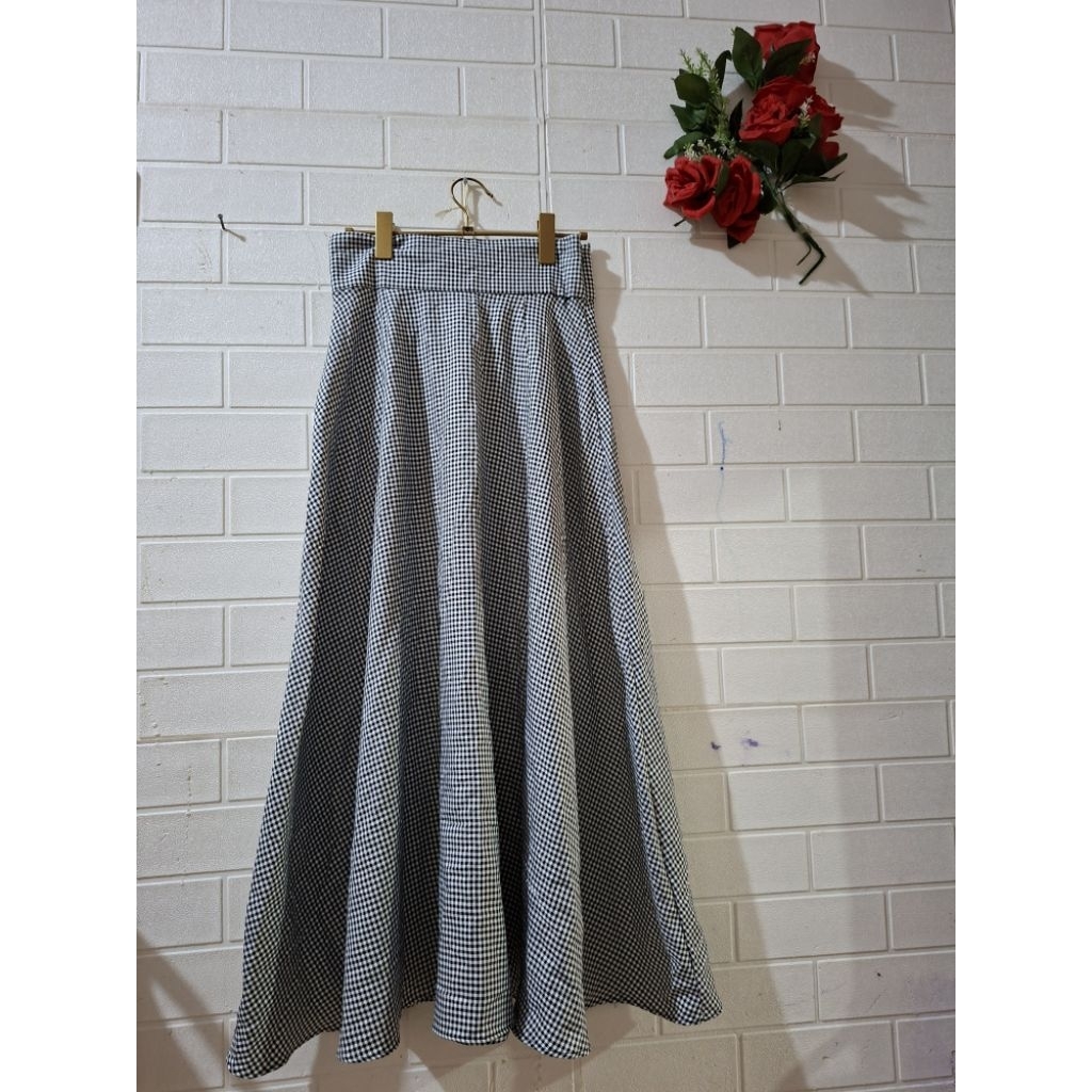 Rok INGNI motif Kotak kecil model tali belakang