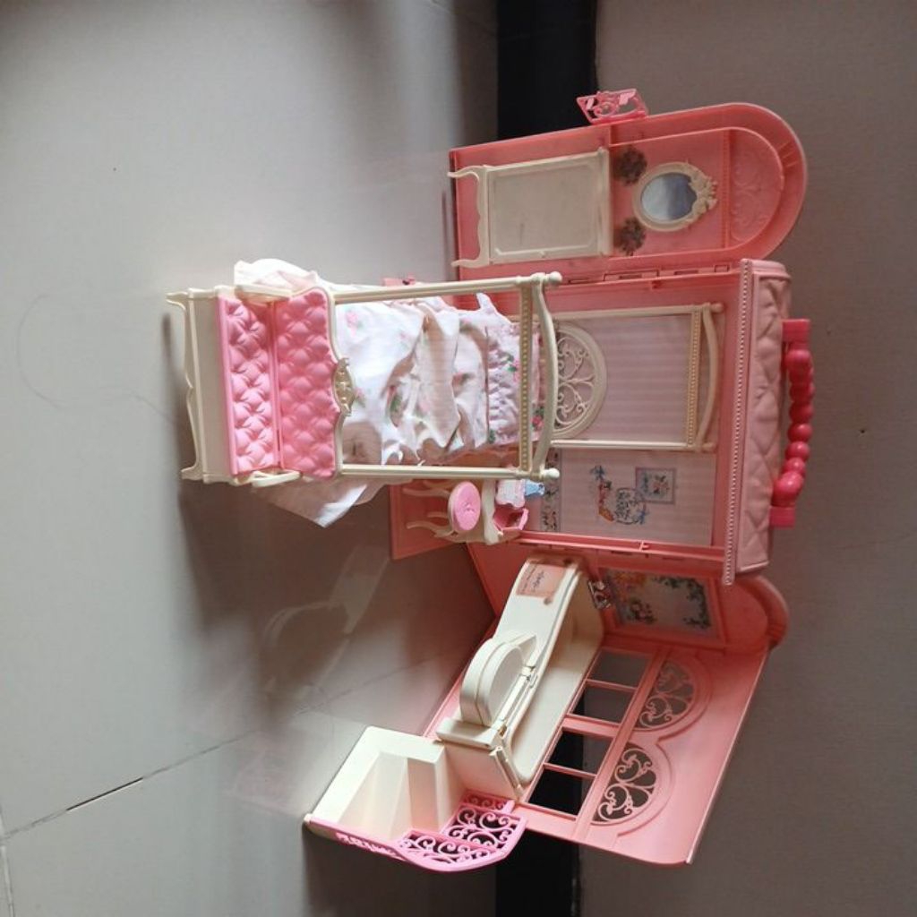 preloved rumah barbie mattel