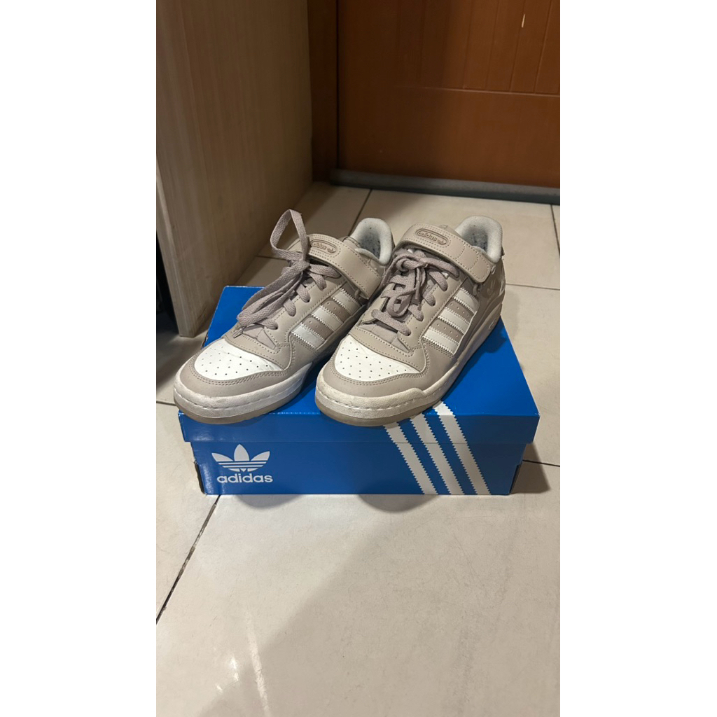 Adidas Forum Low beige