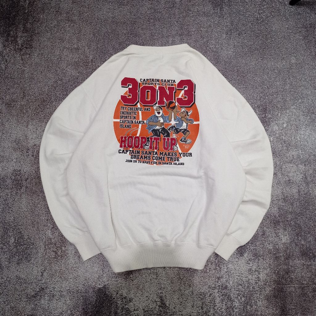 CREWNECK | CAPTAIN SANTA WHITE | M