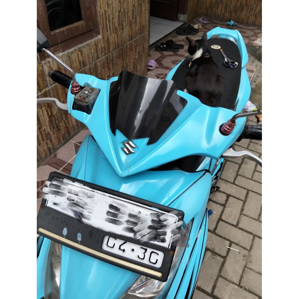 AKSESORIS VISOR SKYDRIVE 125 FREE DOBEL TAPE