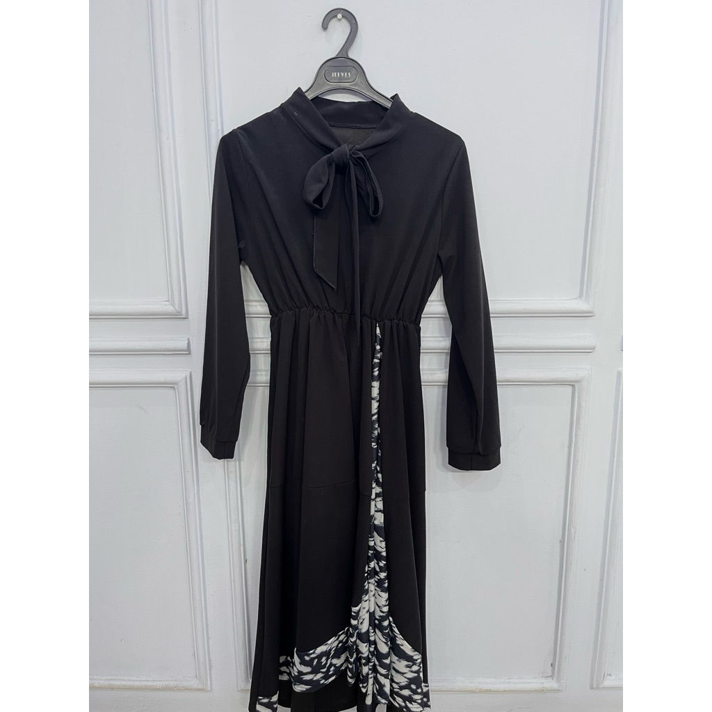 Preloved Dress wanita lengan panjang Flare Dress Bunga