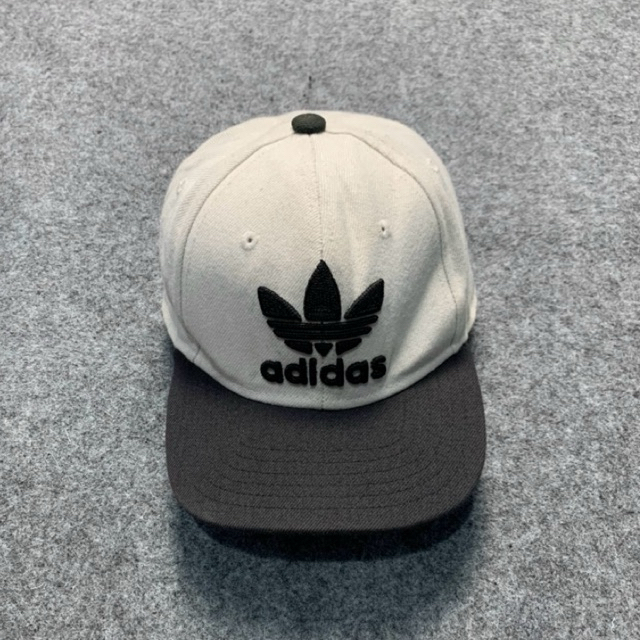 Snapback Adidas