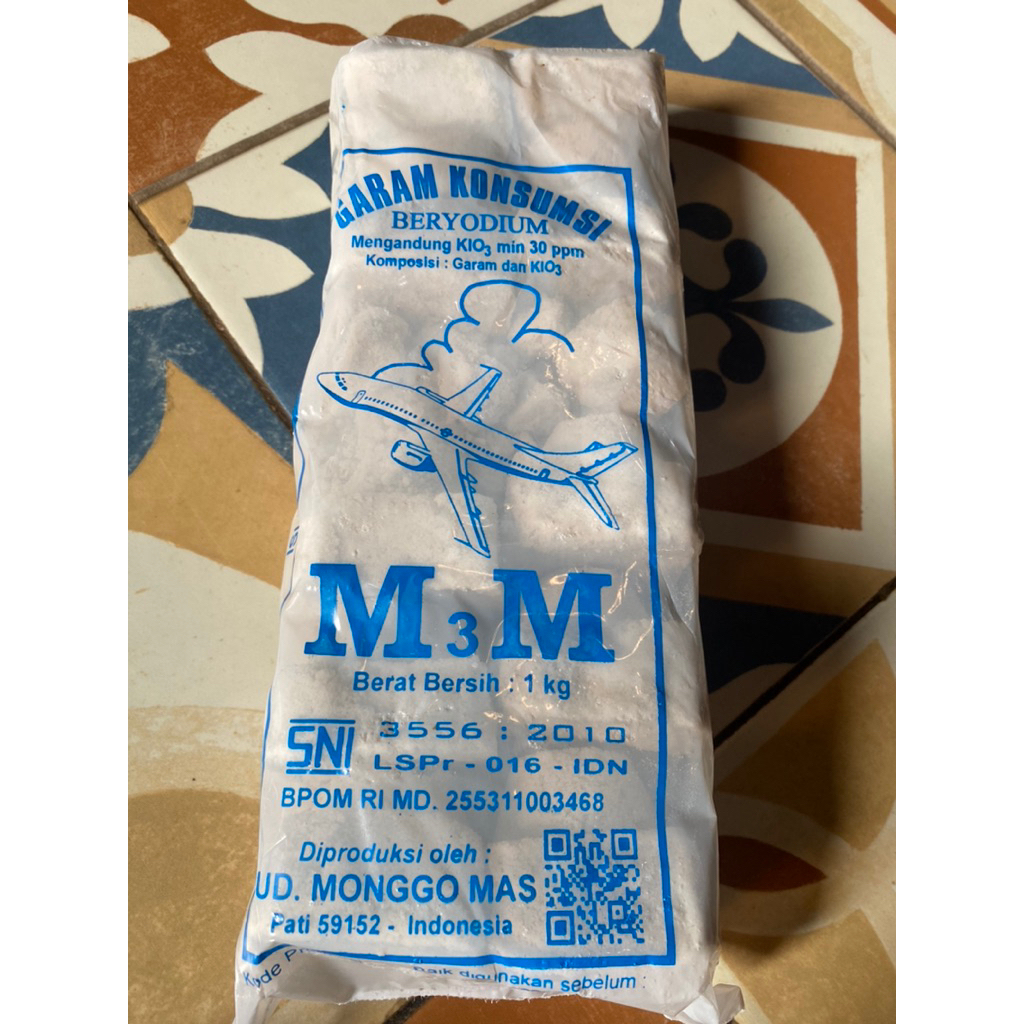 garam bata beryodium berat 1kg garam konsumsi isi 12 kotak