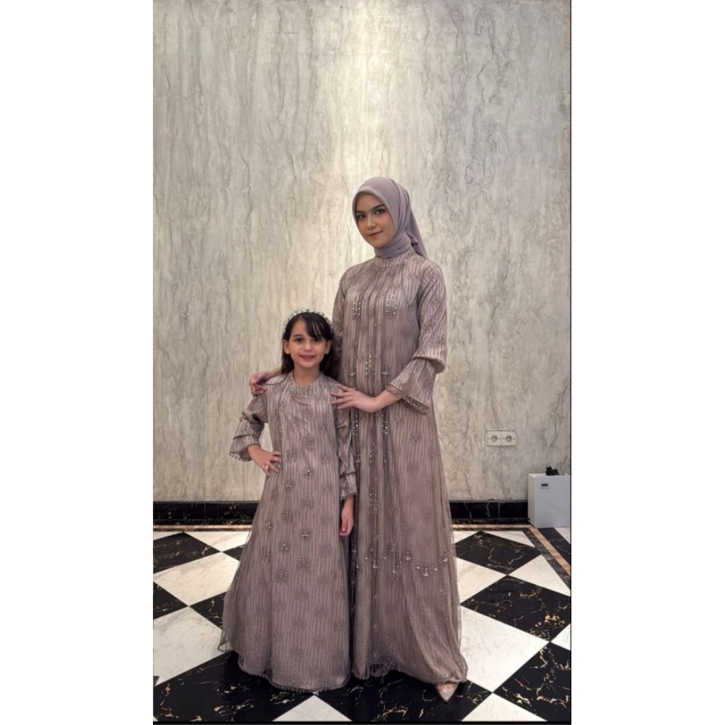 SIAP KIRIM QONITA LUXURY ASH GREY ( XL) , ORI BY JAVINA_OFFICIAL