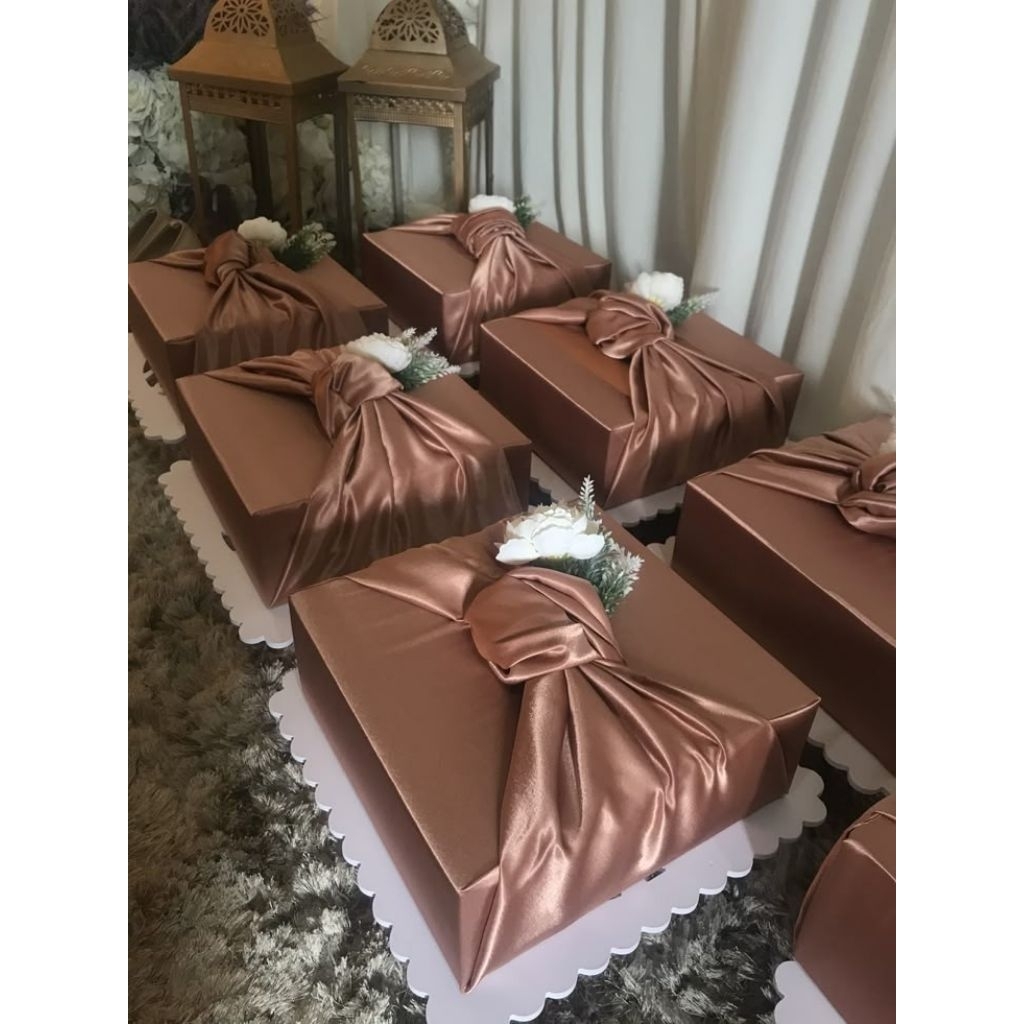 Paket Box Hidden Seserahan Kain Satin
