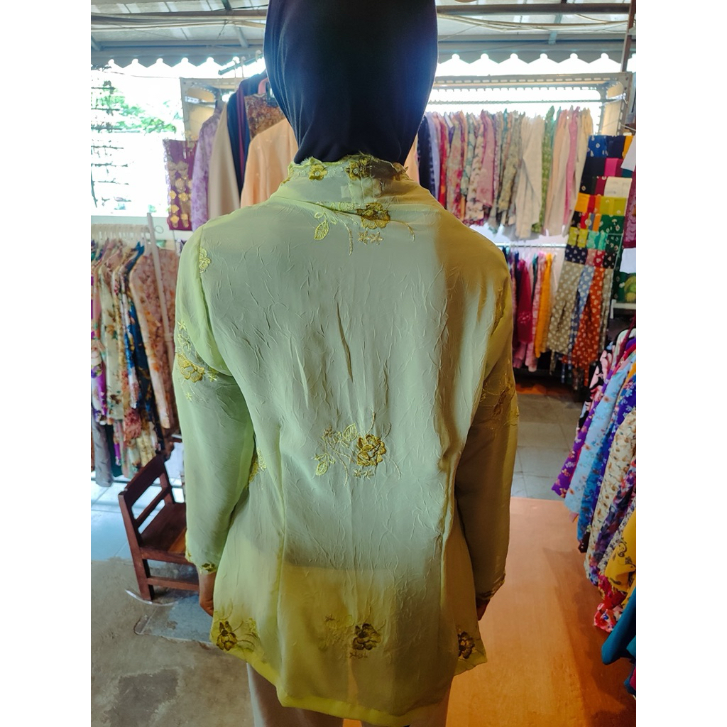 outer kebaya lawasan