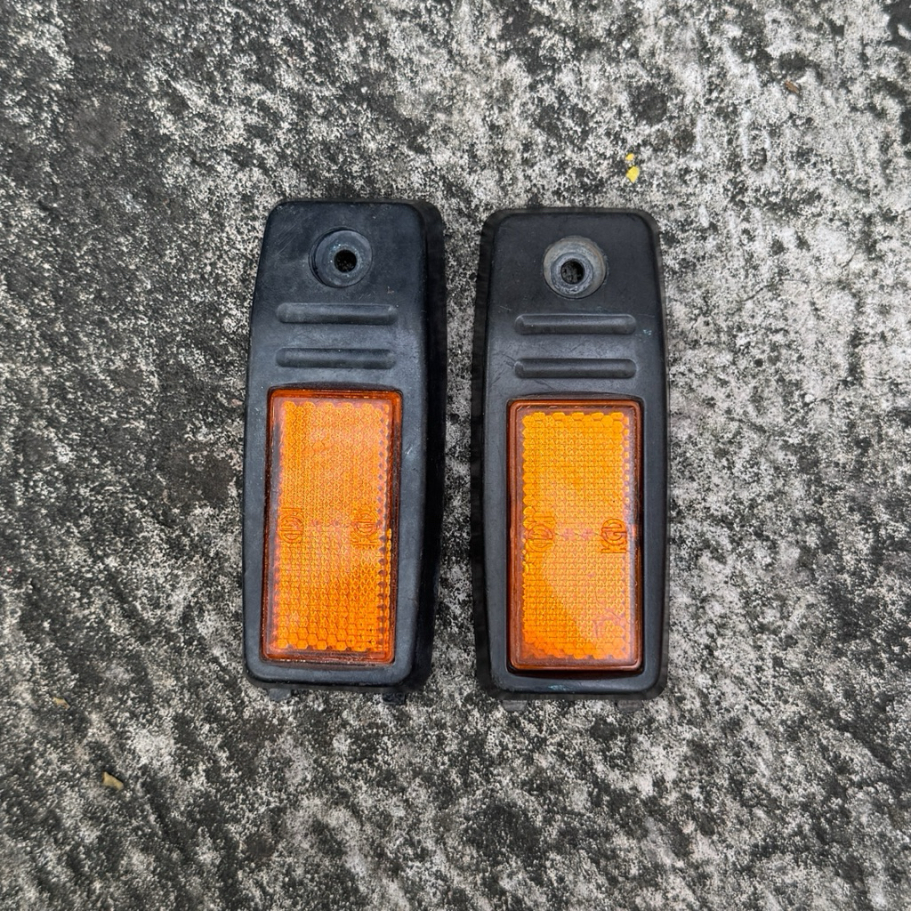 MATA KUCING SPAKBOR SLEBOR DEPAN HONDA ASTREA GRAND GRAND BULUS ORIGINAL