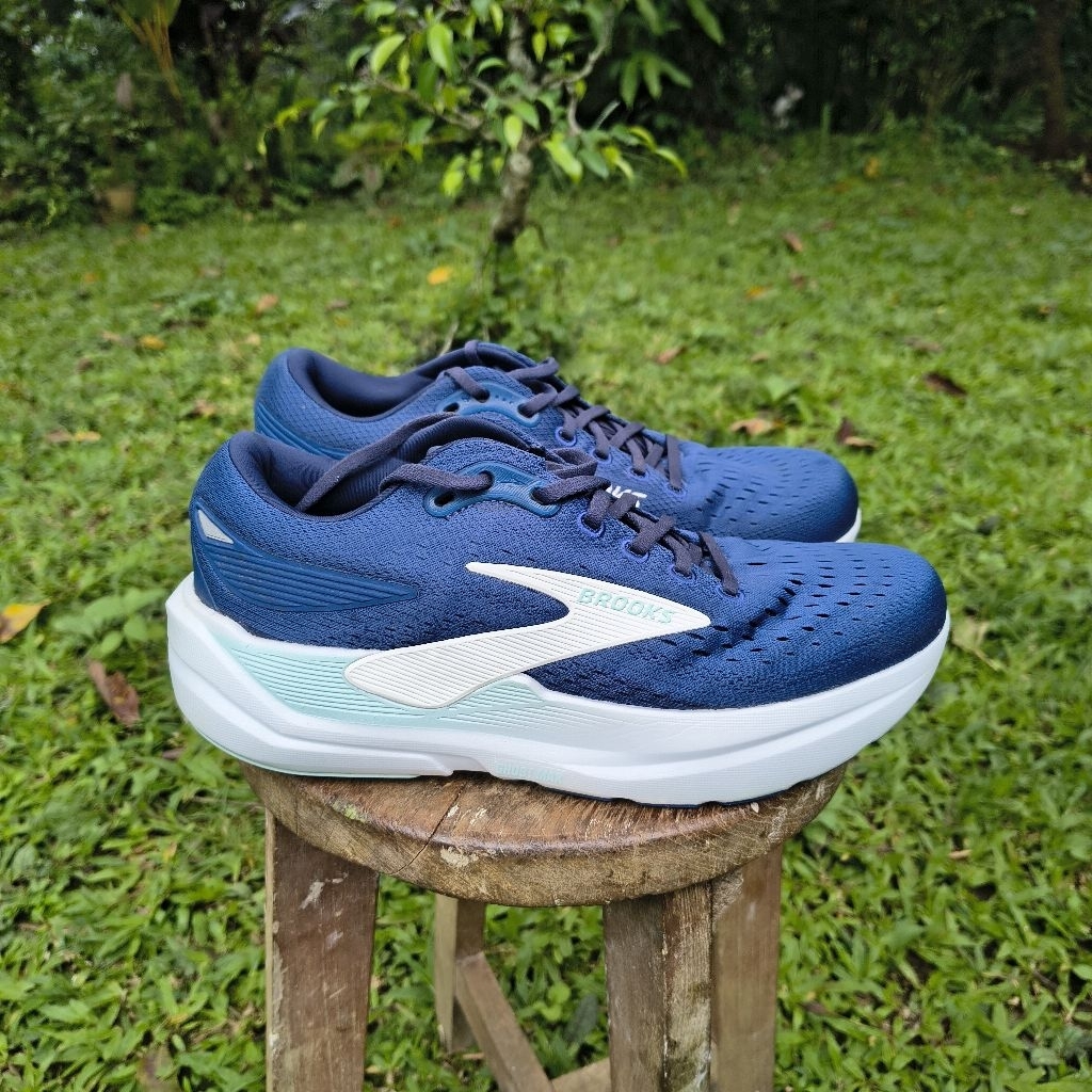 Brooks Ghost Max 3