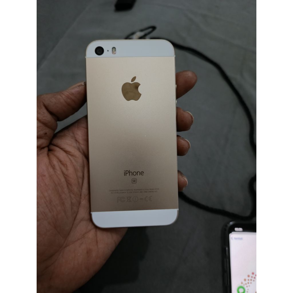 Iphone se 2016 Gold 128 gb