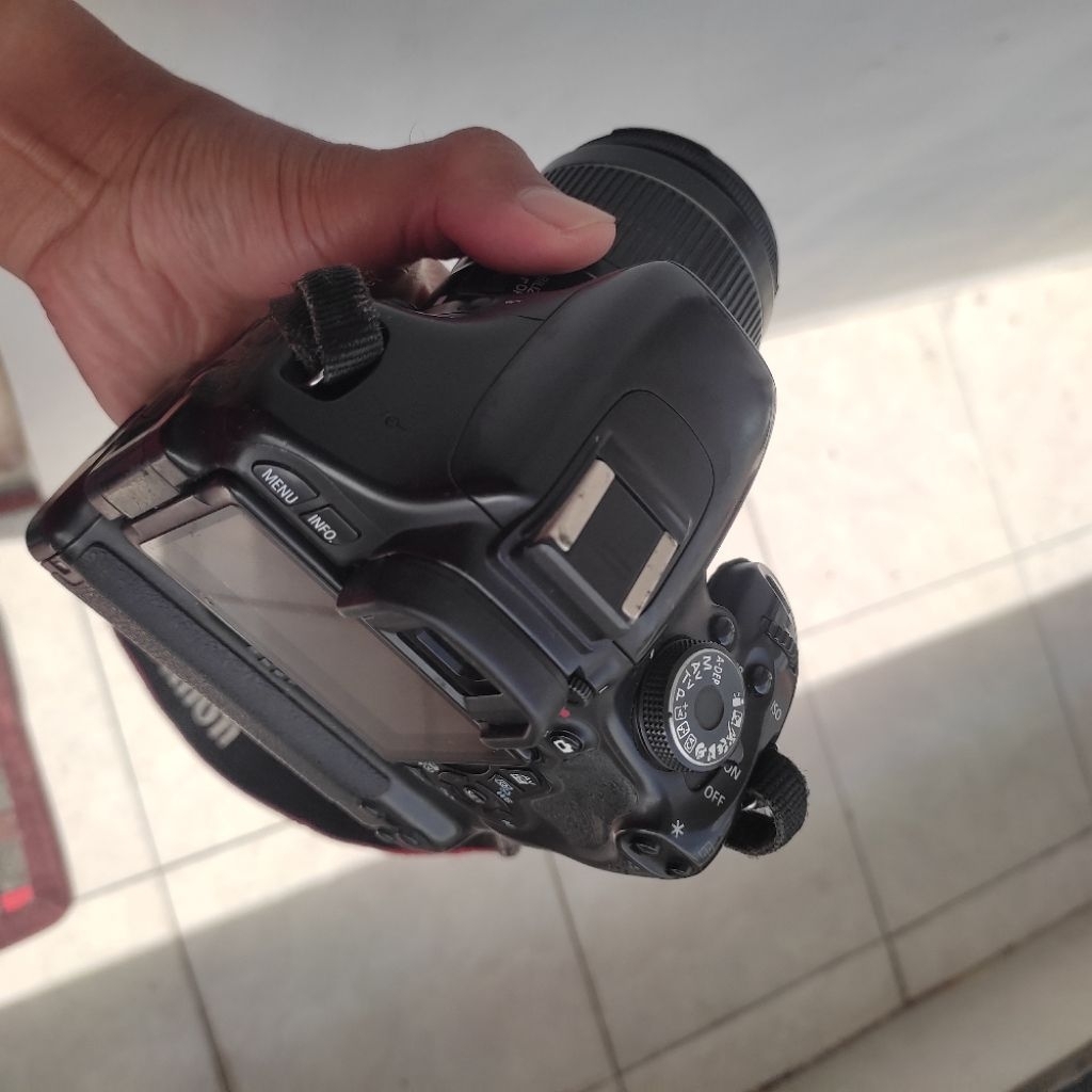 Kamera canon 600D second komplit bawaan tinggal pakai siap hunting