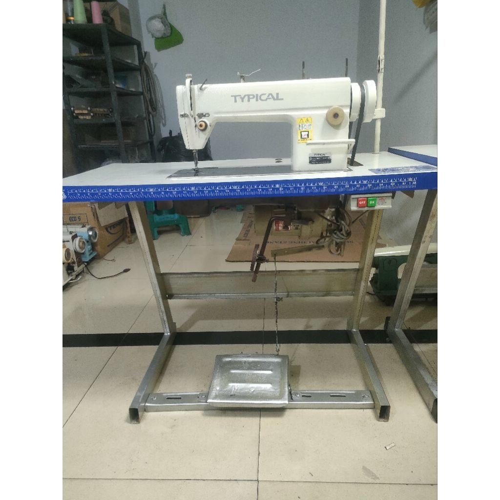 mesin jahit TYPICAL GC6150M stainles second  meja baru dinamo Yuasa second kondisi normal siap pakai