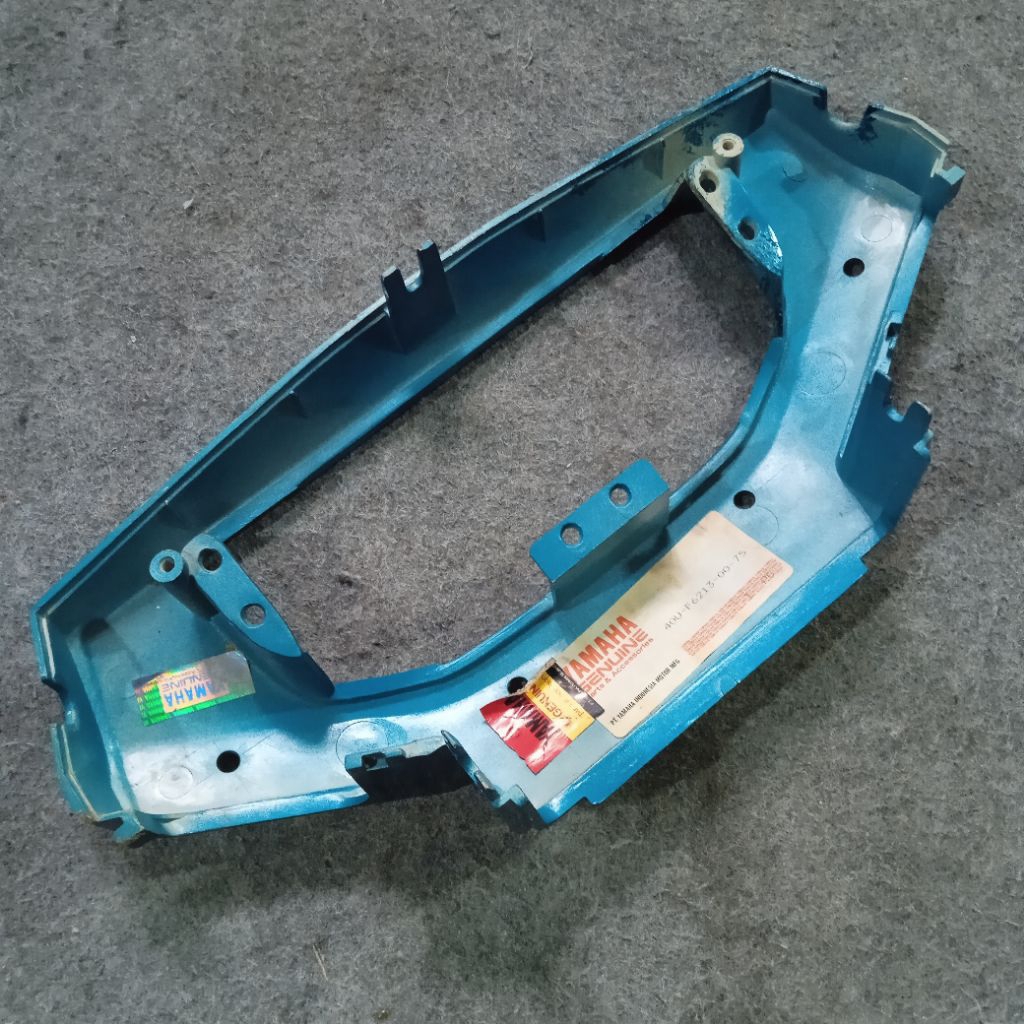 Batok Kepala Atas Yamaha V80 Robot Original