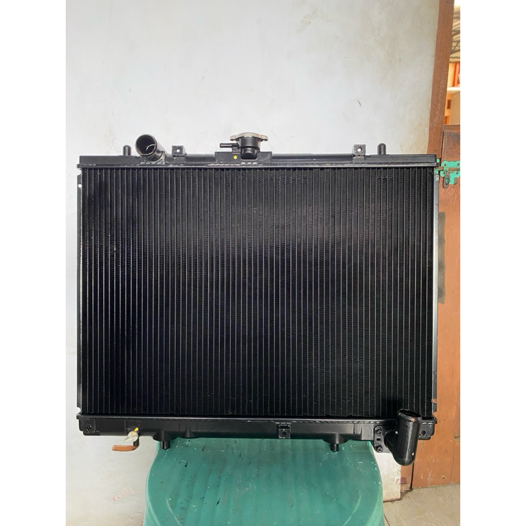 Radiator Mitsubhisi L200