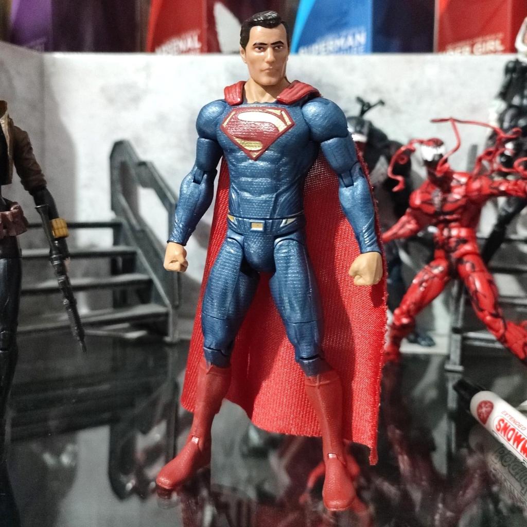DC superman justice league figure