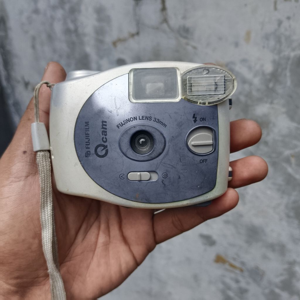 Kamera Pocket Analog Fujifilm Qcam