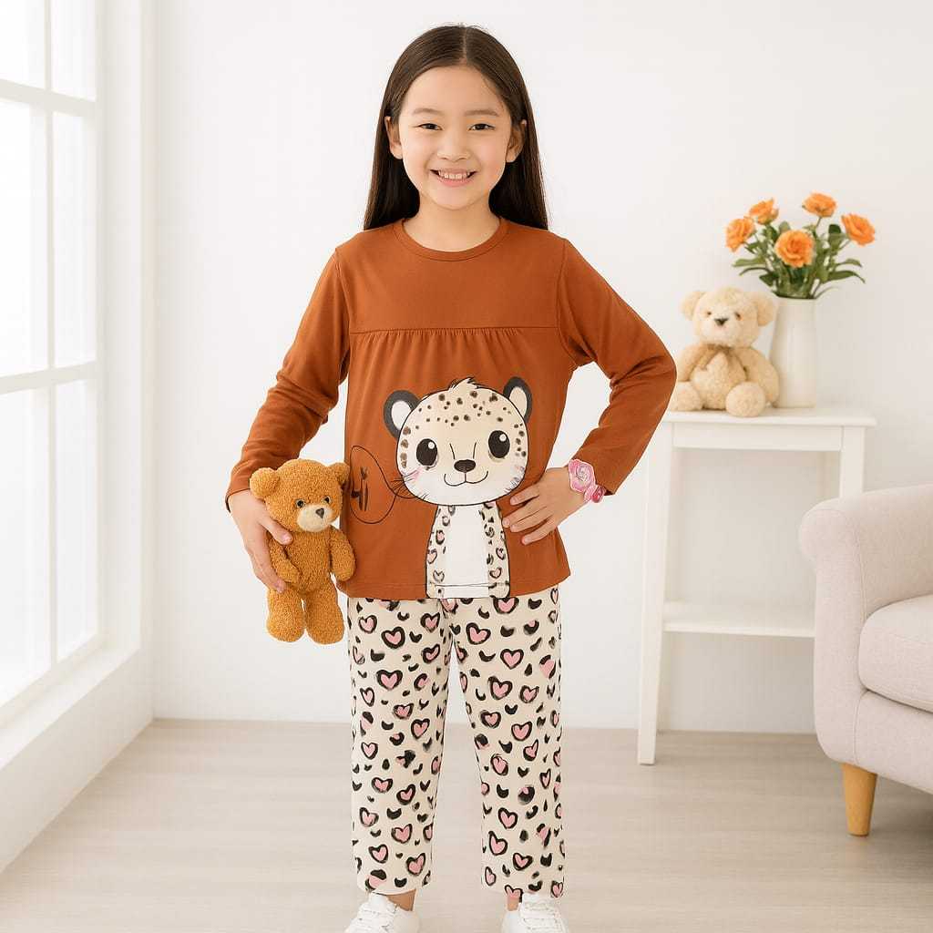 We3 Kids – Setelan Piyama Anak Perempuan Lengan Panjang & Celana Panjang Motif Macan | Baju Tidur An