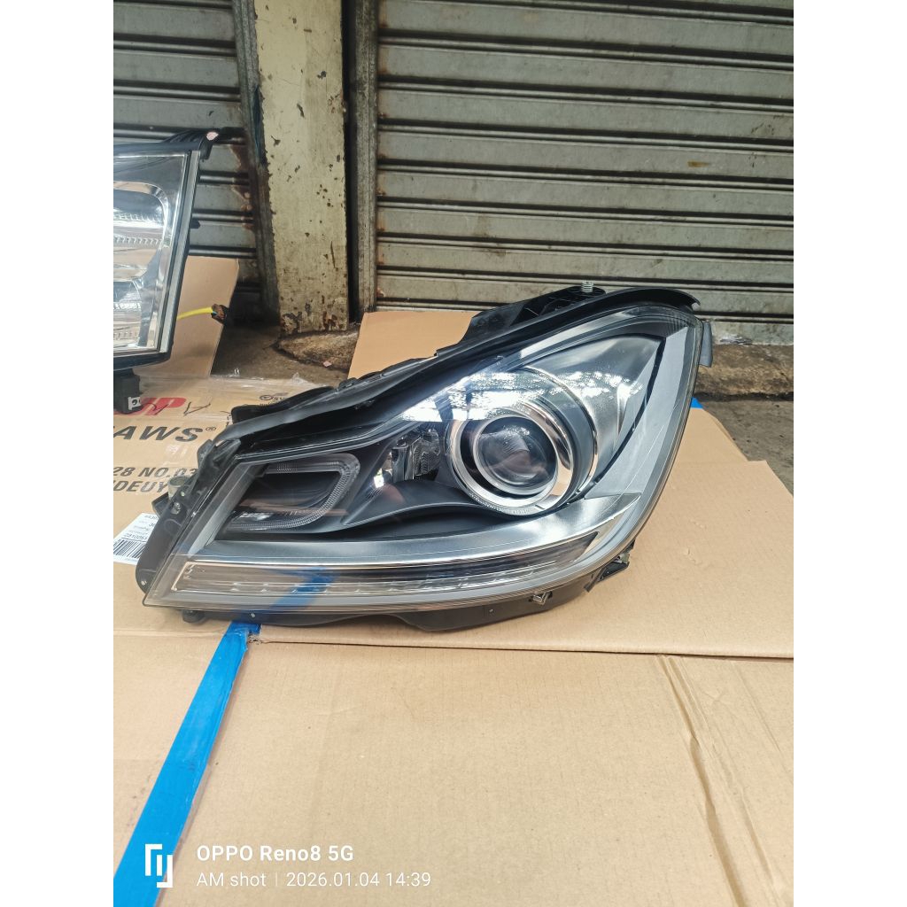 Headlamp mercy c200 w204 facelift