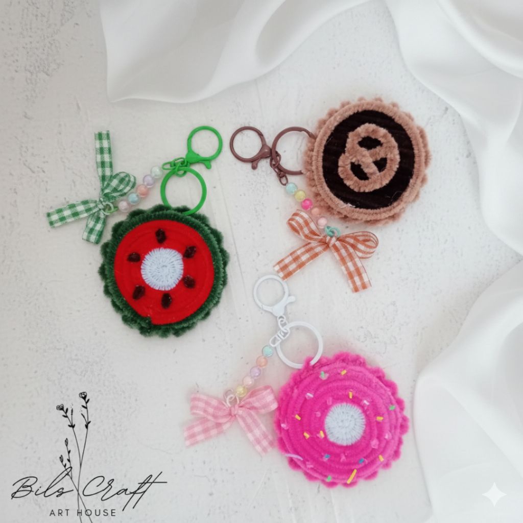 Wibawa Otomotif Mirror Bag Charm Gantungan Tas Kaca Kawat Bulu