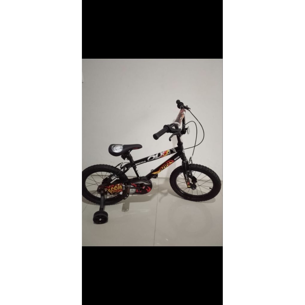sepeda anak roda 4